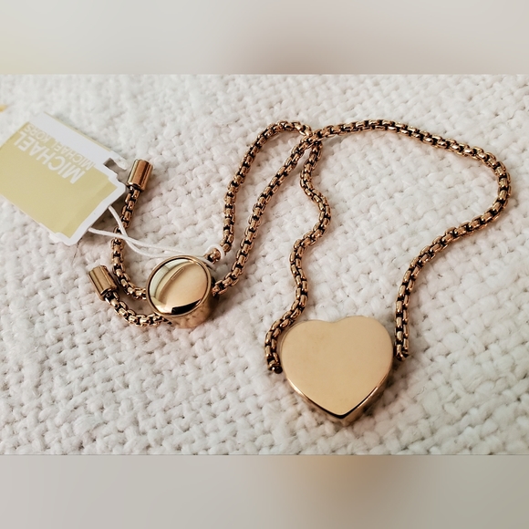 Michael Kors MK Bracelet NWT Rose Gold Pave Crystals Heart Heritage Collection - Picture 3 of 9